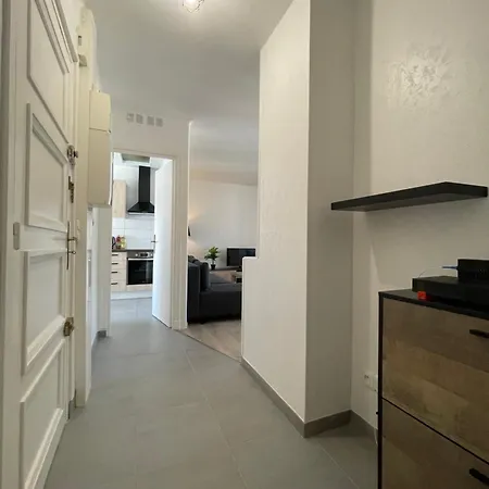Appartement Renove Tout Equipe, Centre Ville, Proche De La Gare Et Commerce Flers  Extérieur photo