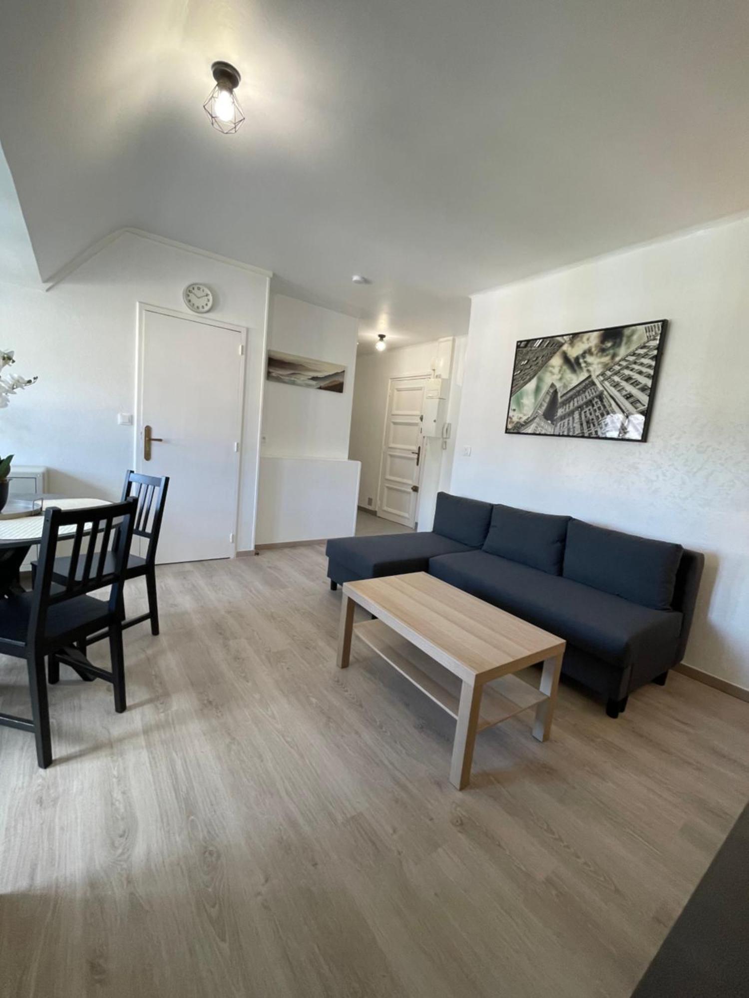 Apartment Renove Equipe, Centre Ville, Proche De La Gare Et Commerce Flers (Orne)
